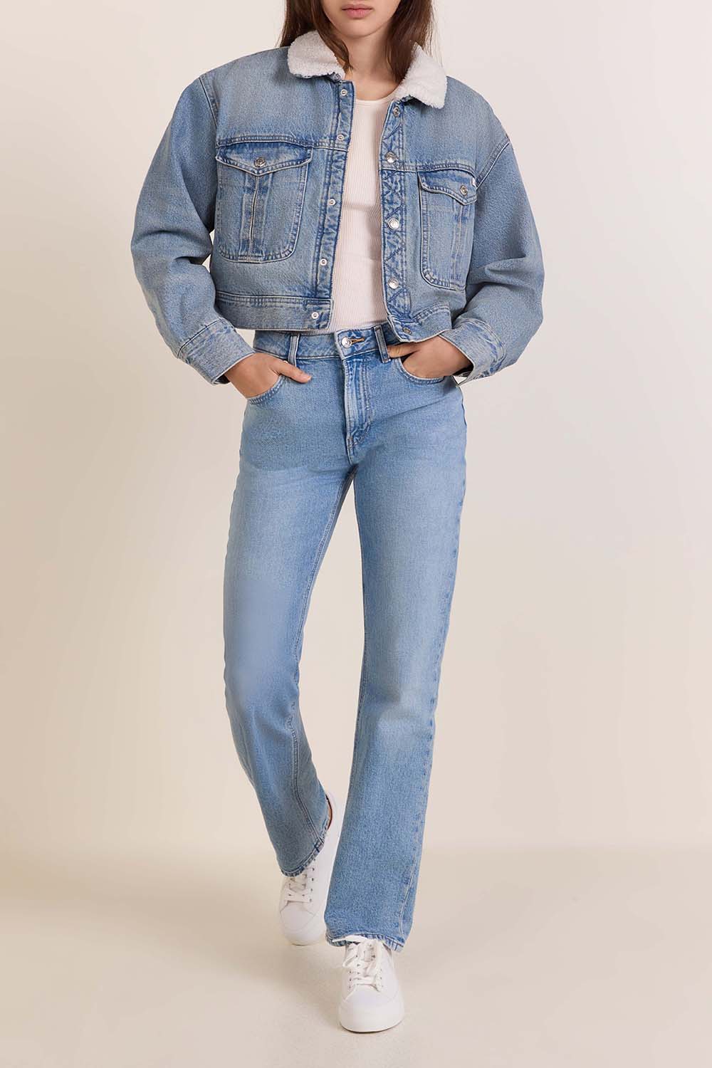 ז'קט ג'ינס קצר